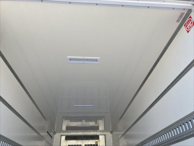 エルフ　2ｔ標準ロング　冷凍車