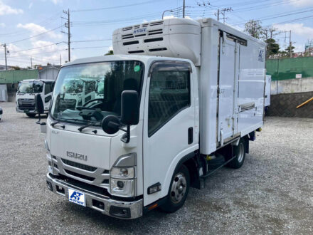 エルフ　2tショート冷凍車