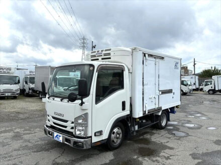 エルフ 2tショート冷凍車
