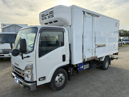 エルフ 3tワイドロング冷凍車